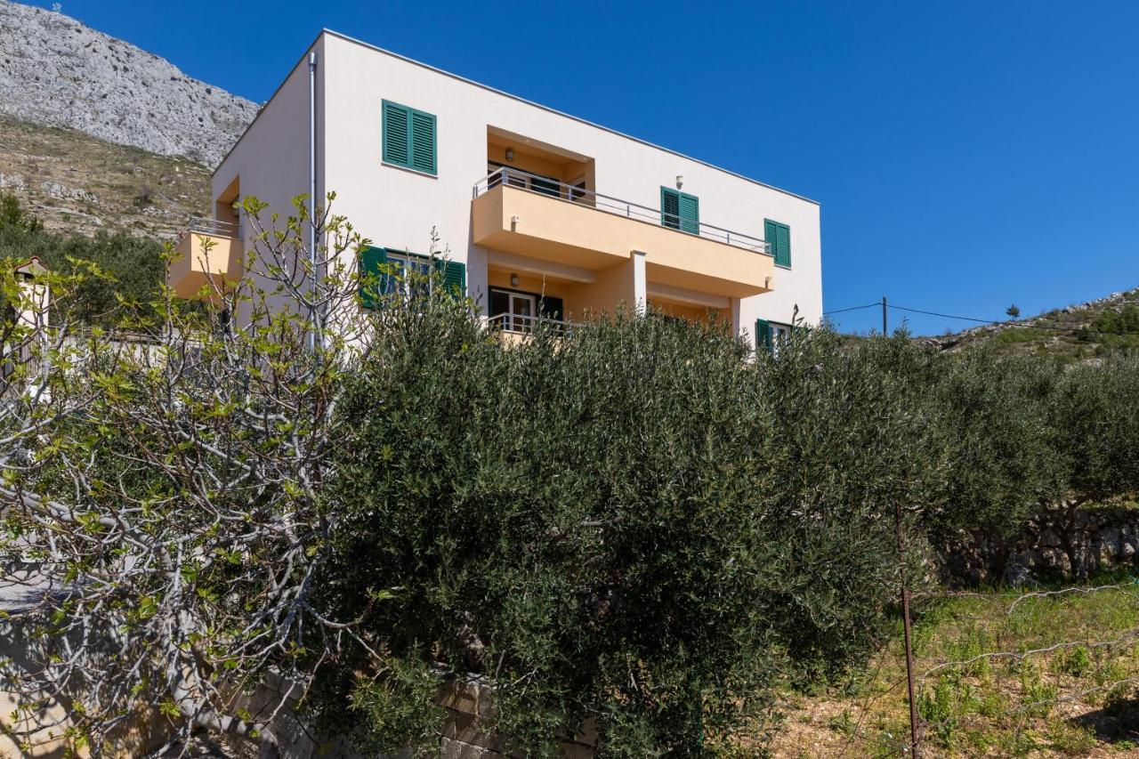 Apartments With A Parking Space Dugi Rat, Omis - 19516 외부 사진